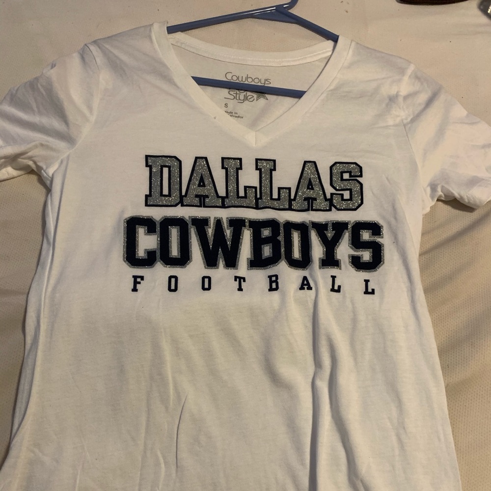 Dallas Cowboys v neck shirt